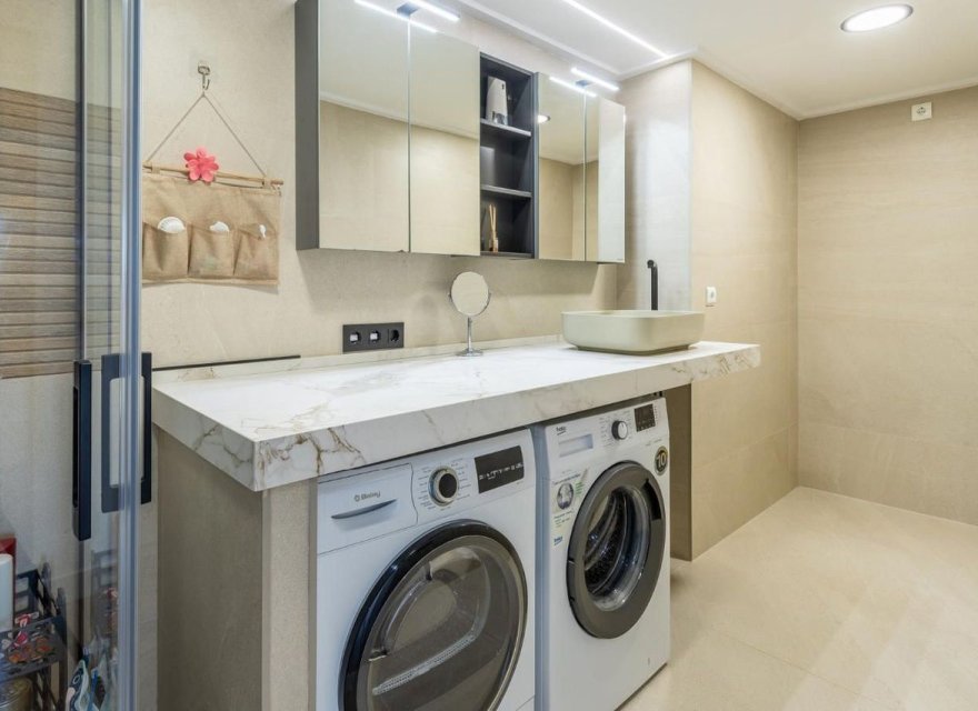 Resale - Apartment - Alicante - Alicante (San Juan)