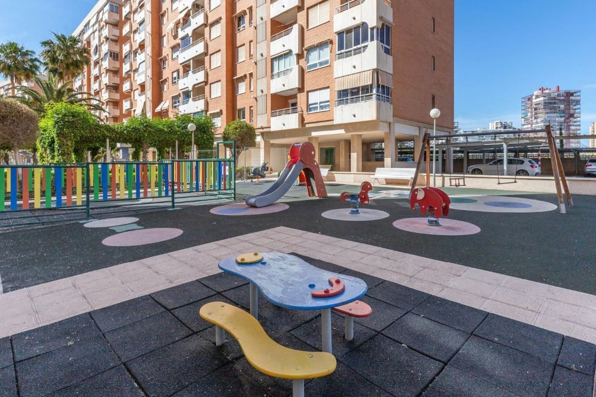 Resale - Apartment - Alicante - Alicante (San Juan)