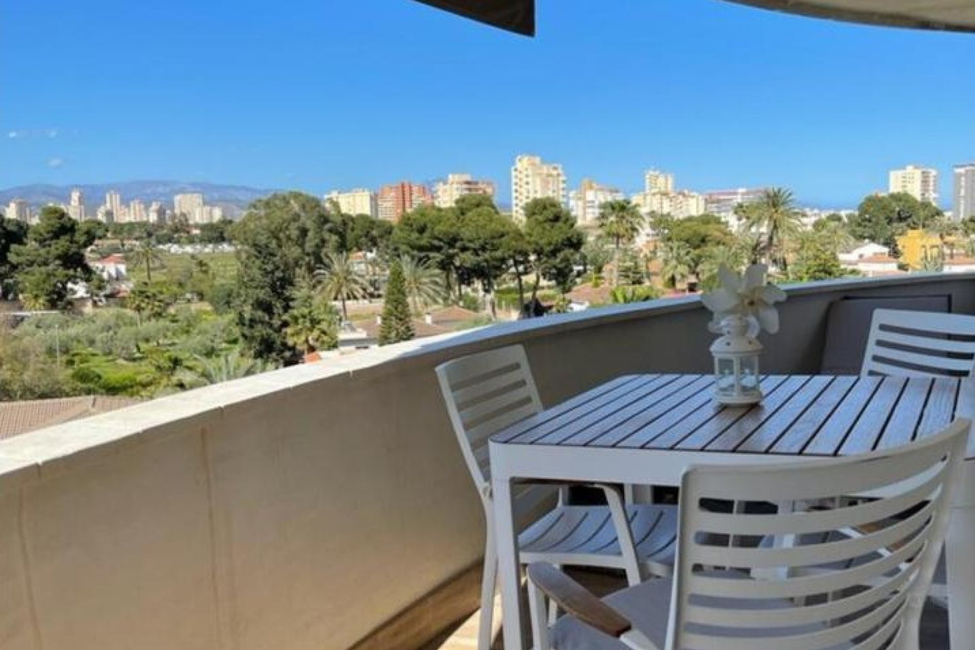 Resale - Apartment - Alicante - Alicante (San Juan)