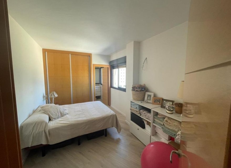 Resale - Apartment - Alicante - Alicante (San Juan)