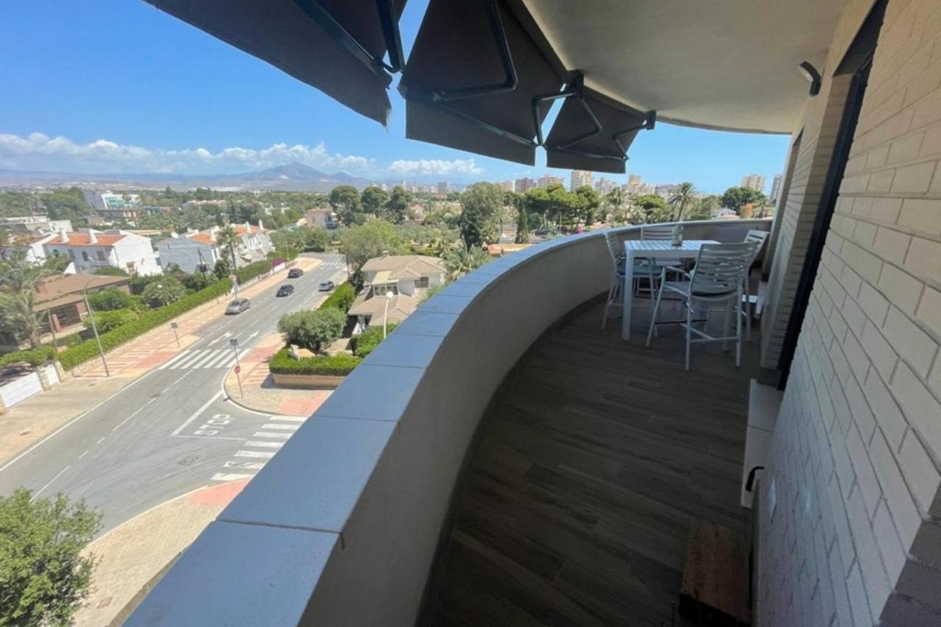 Resale - Apartment - Alicante - Alicante (San Juan)