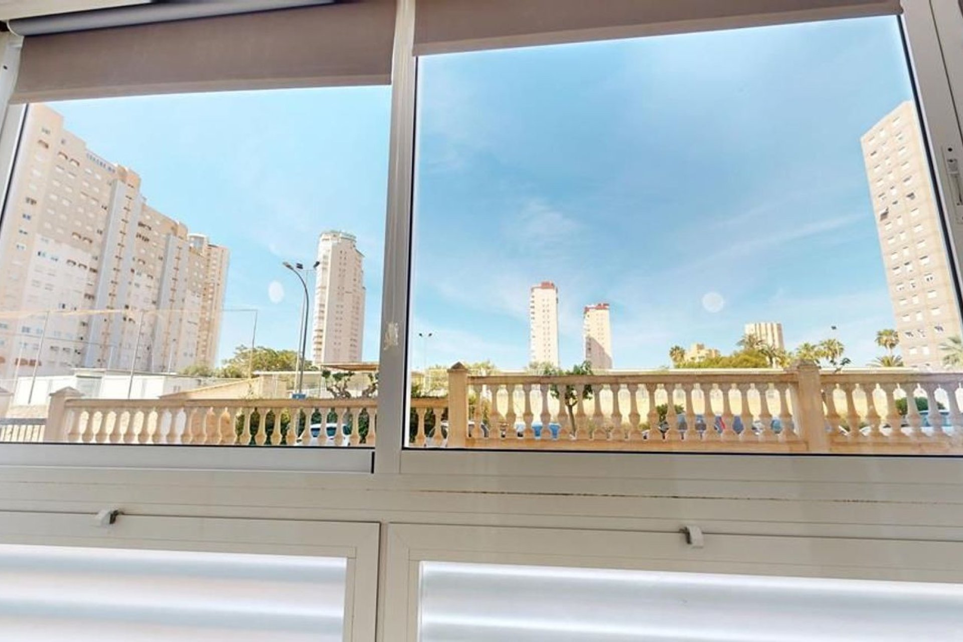 Resale - Apartment - Alicante - Alicante (San Juan)