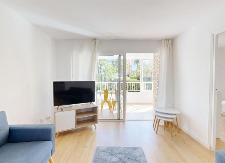 Resale - Apartment - Alicante - Alicante (San Juan)