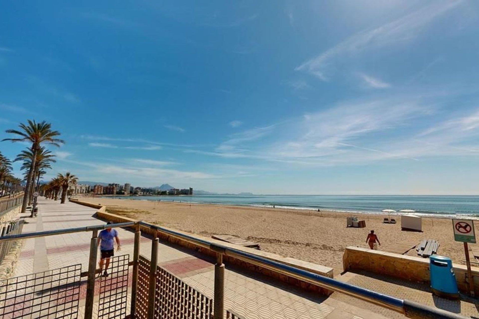 Resale - Apartment - Alicante - Alicante (San Juan)