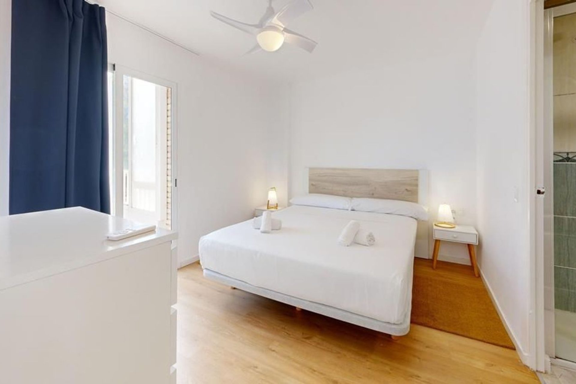 Resale - Apartment - Alicante - Alicante (San Juan)