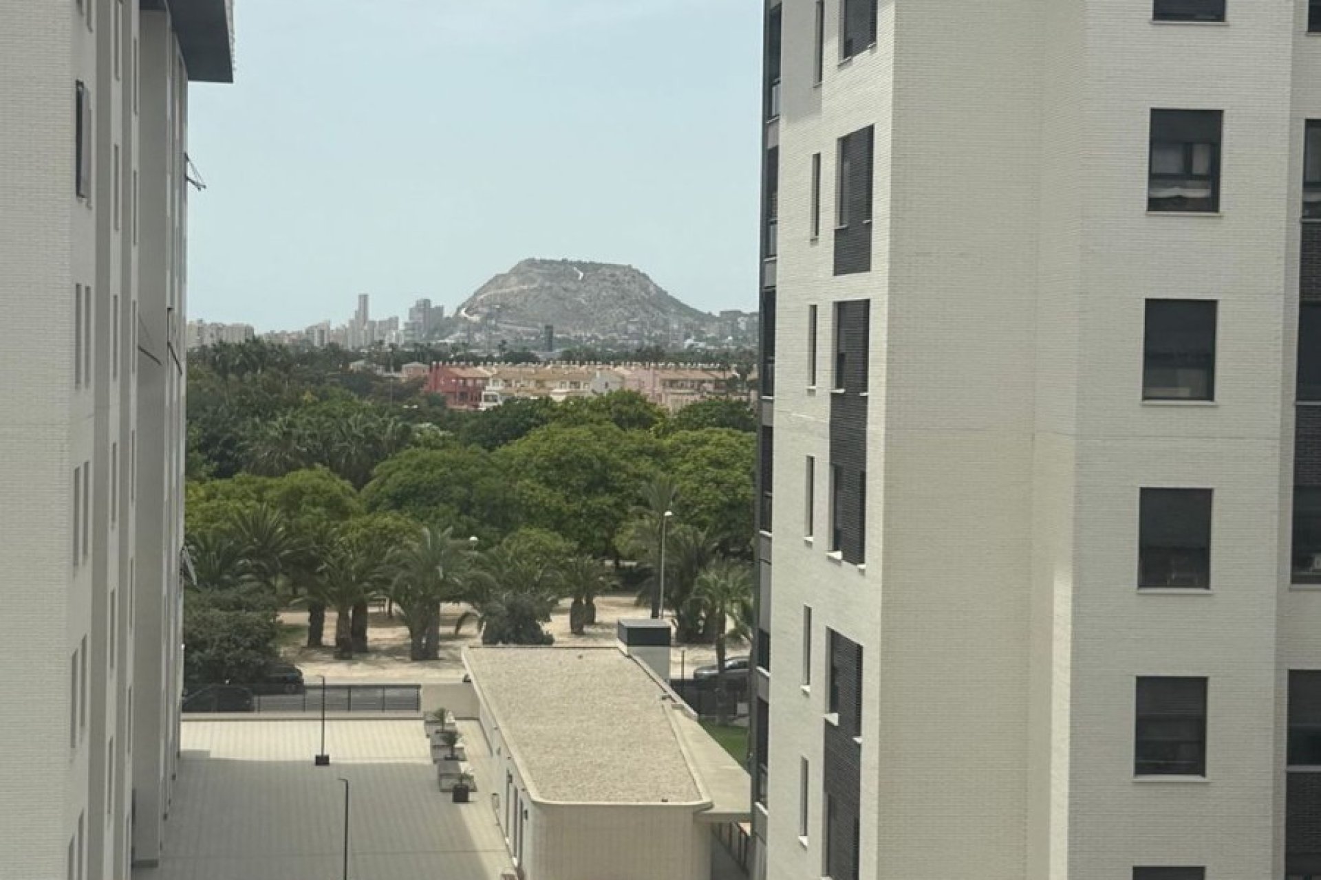 Resale - Apartment - Alicante - Alicante (San Juan)