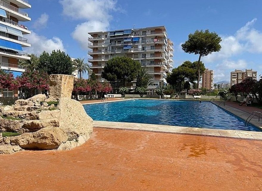 Resale - Apartment - Alicante - Alicante (San Juan)