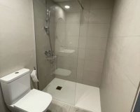 Resale - Apartment - Alicante - Alicante (San Juan)