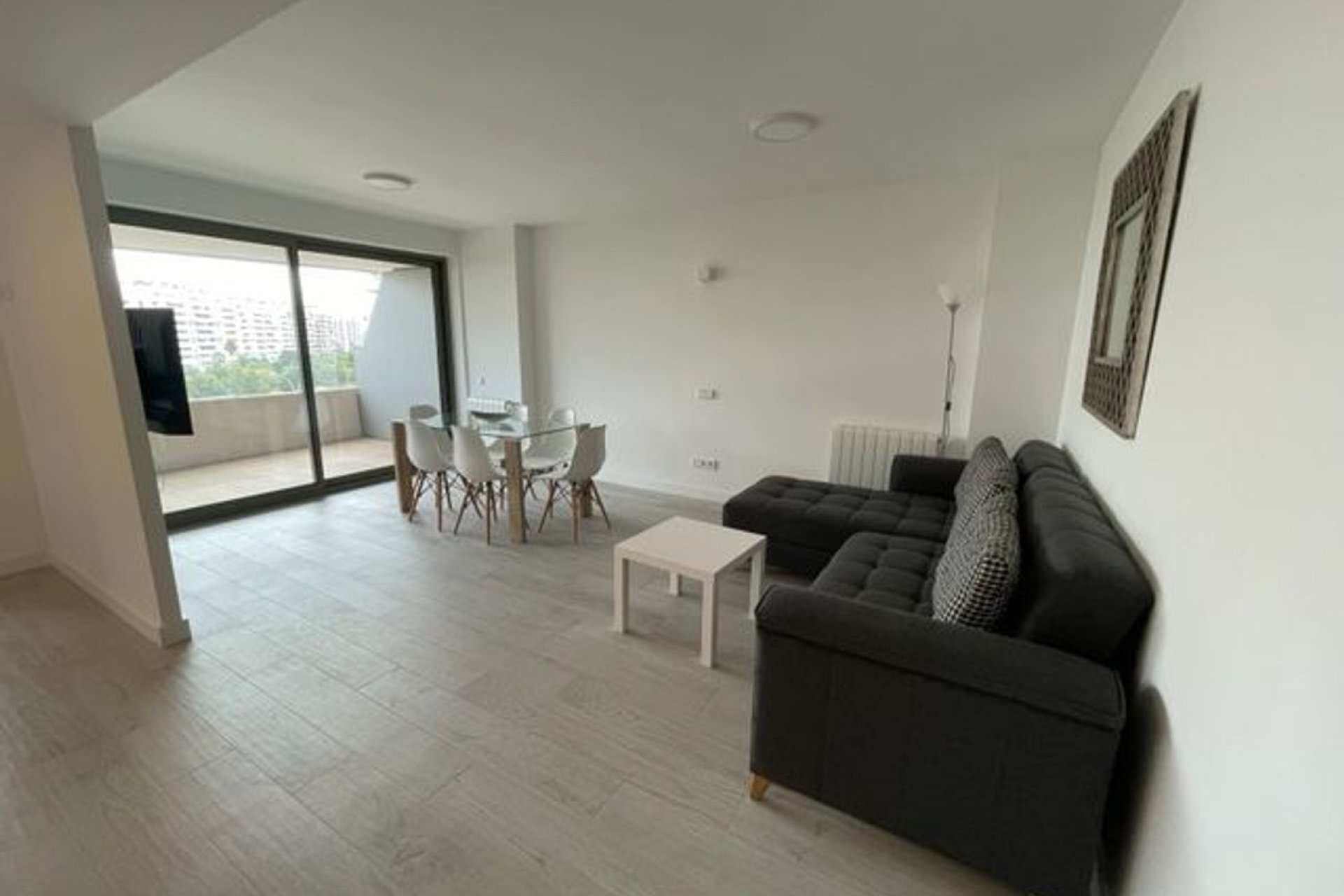 Resale - Apartment - Alicante - Alicante (San Juan)