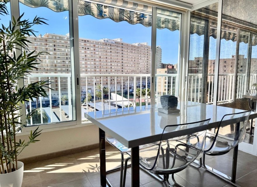 Resale - Apartment - Alicante - Alicante (San Juan)