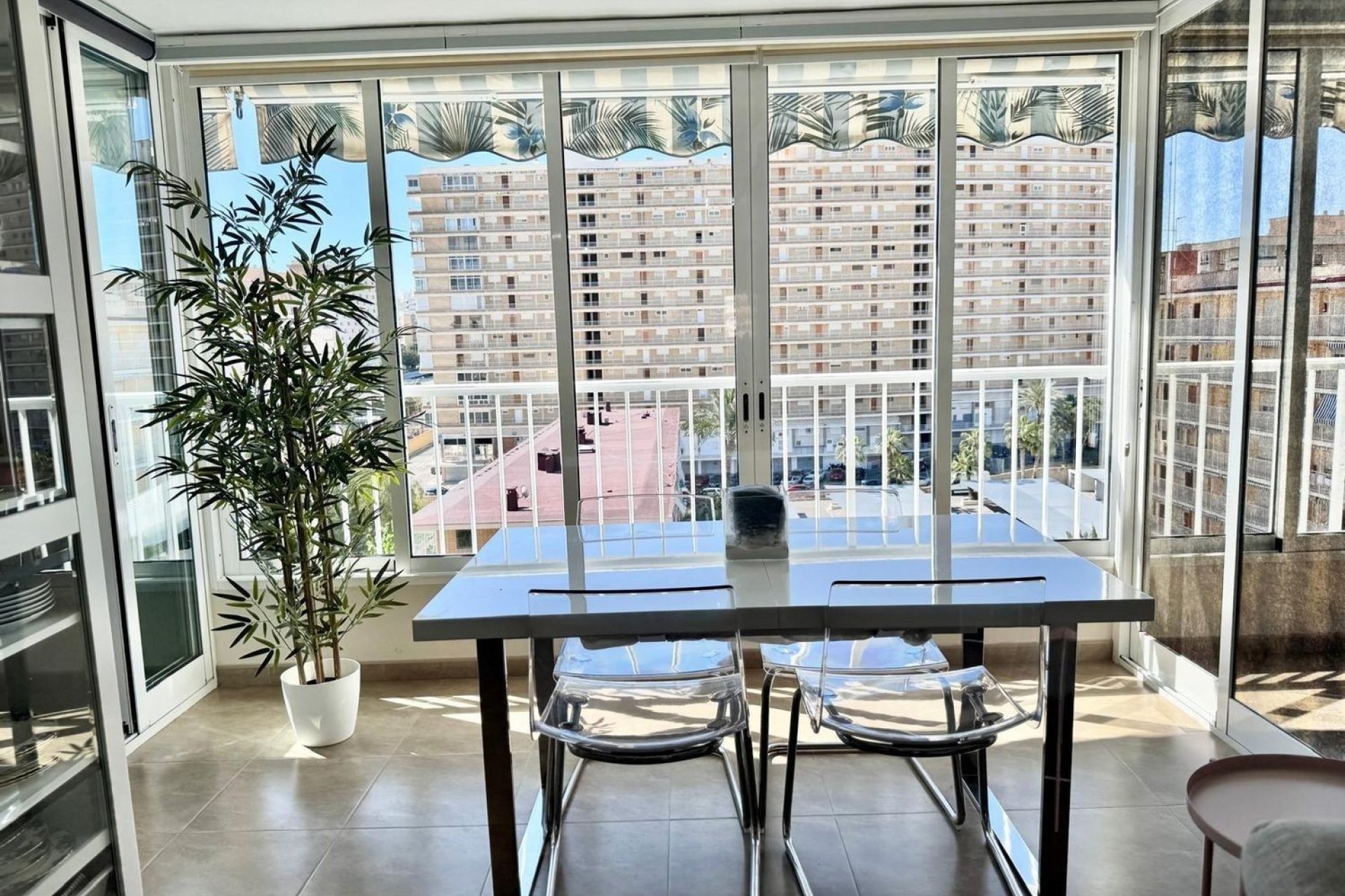 Resale - Apartment - Alicante - Alicante (San Juan)