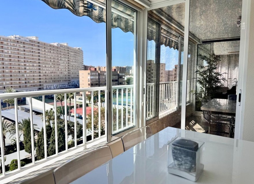 Resale - Apartment - Alicante - Alicante (San Juan)