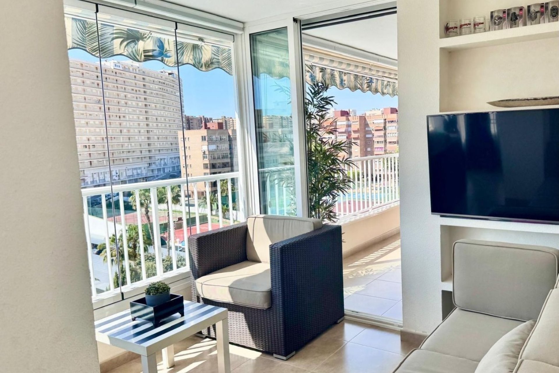 Resale - Apartment - Alicante - Alicante (San Juan)
