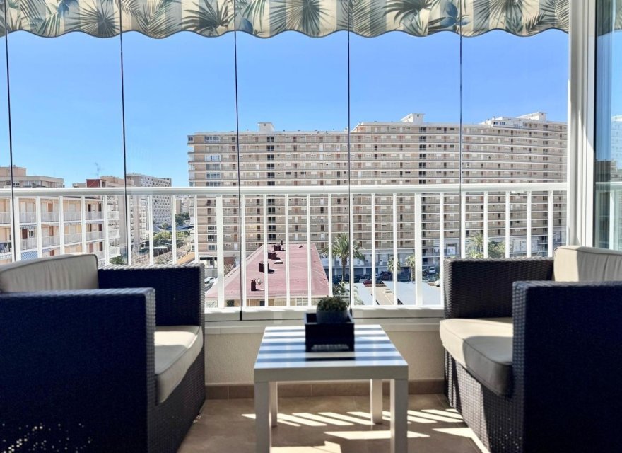 Resale - Apartment - Alicante - Alicante (San Juan)