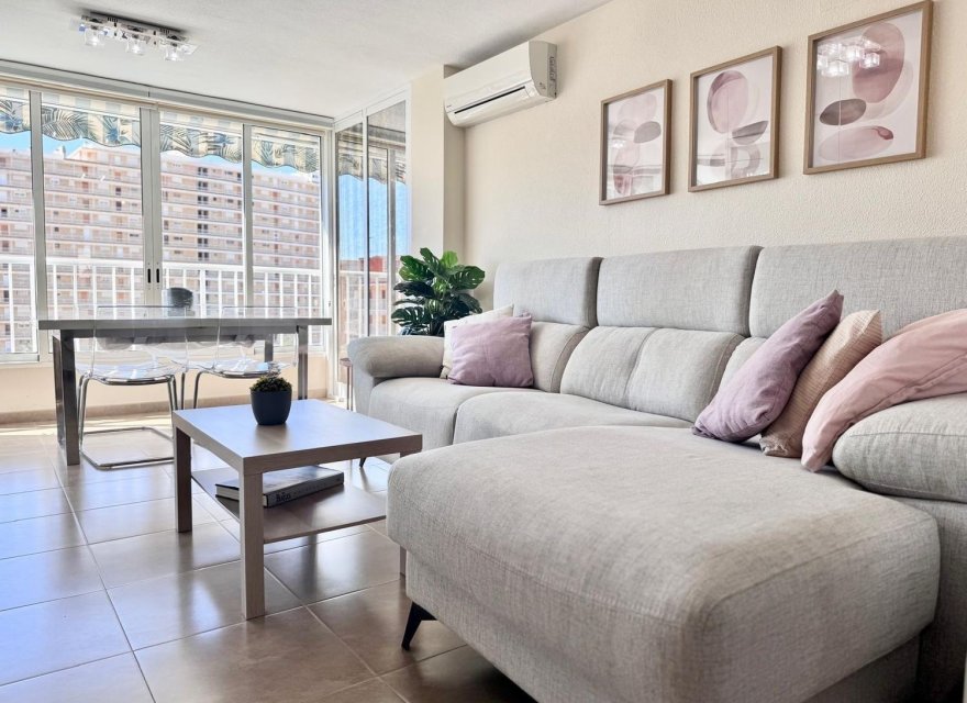 Resale - Apartment - Alicante - Alicante (San Juan)