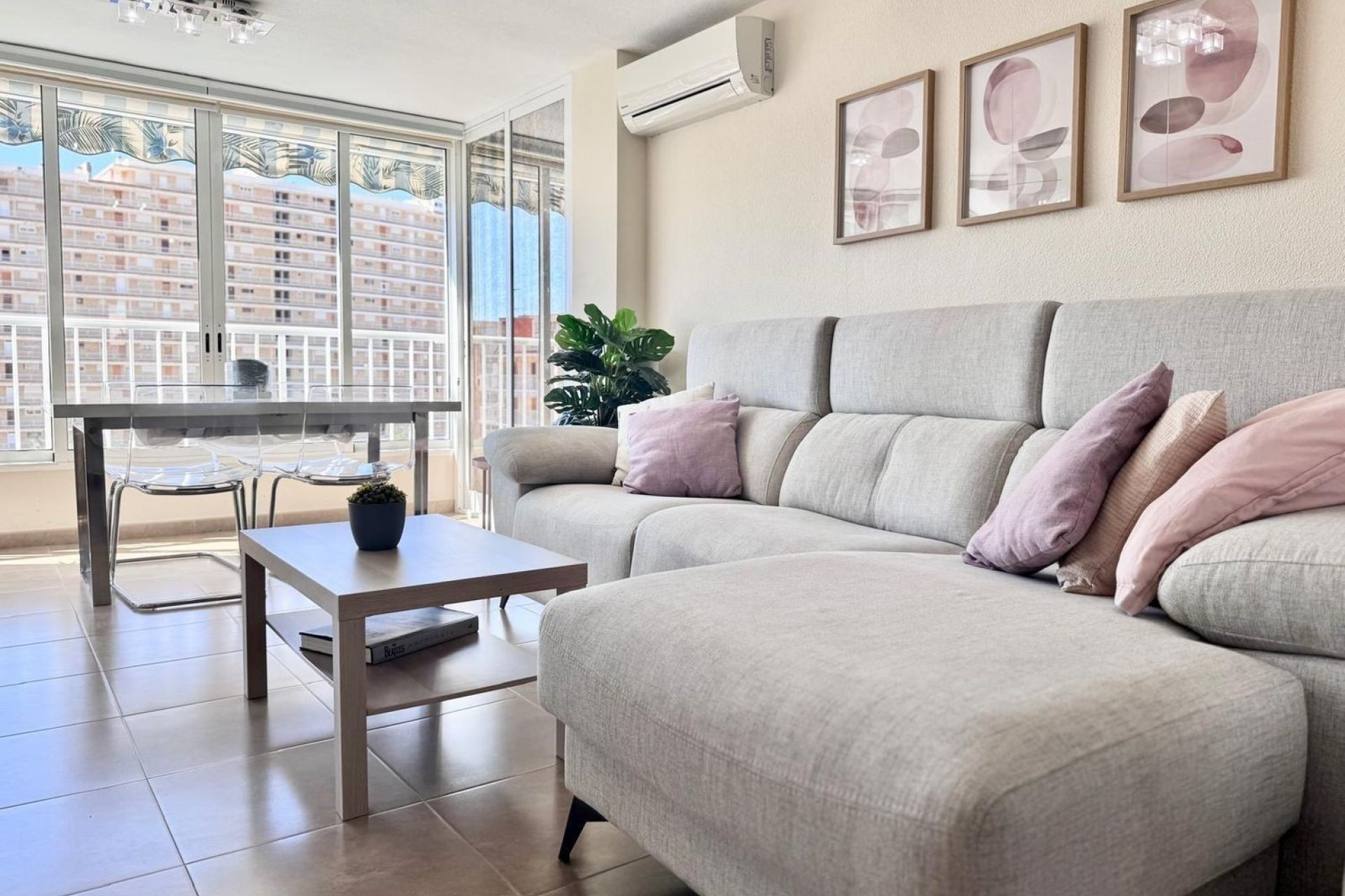 Resale - Apartment - Alicante - Alicante (San Juan)