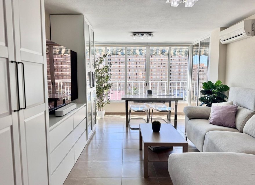 Resale - Apartment - Alicante - Alicante (San Juan)