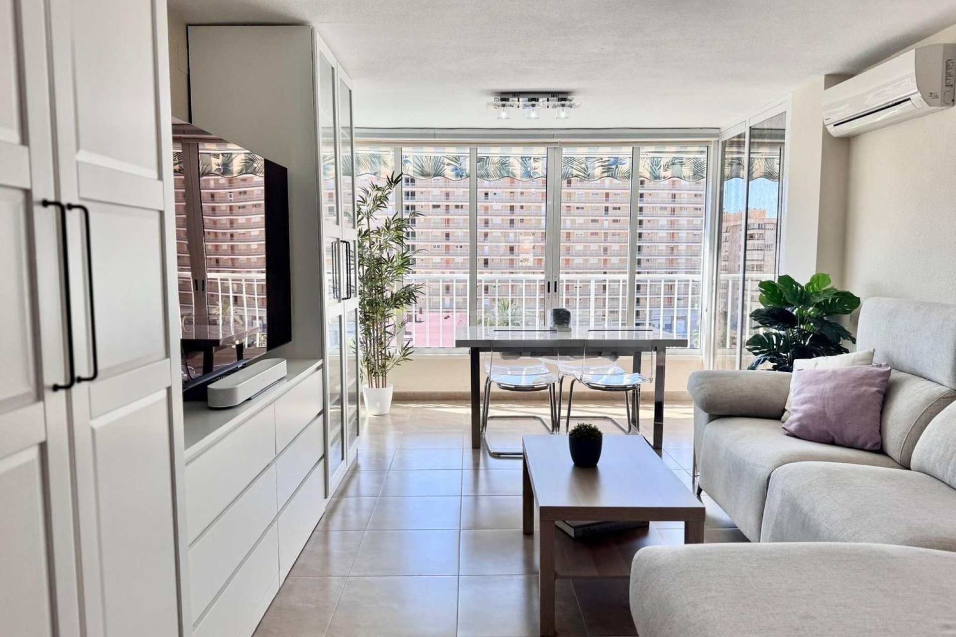 Resale - Apartment - Alicante - Alicante (San Juan)