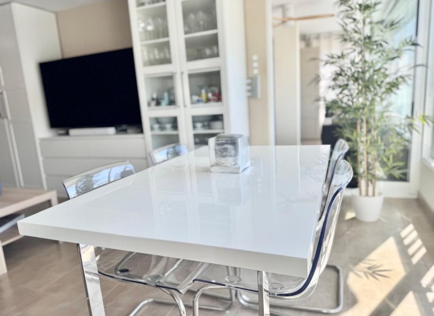 Resale - Apartment - Alicante - Alicante (San Juan)