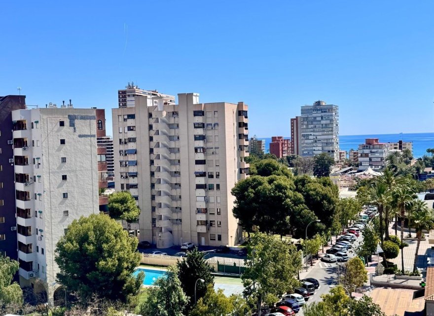 Resale - Apartment - Alicante - Alicante (San Juan)