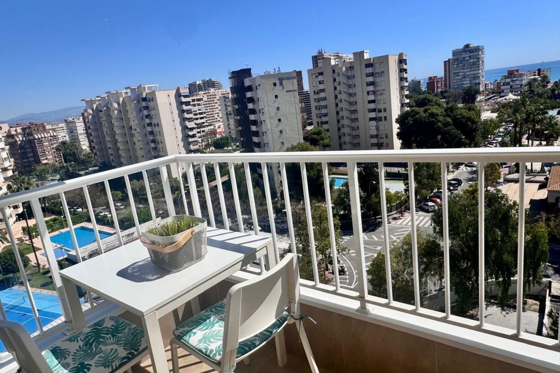 Resale - Apartment - Alicante - Alicante (San Juan)