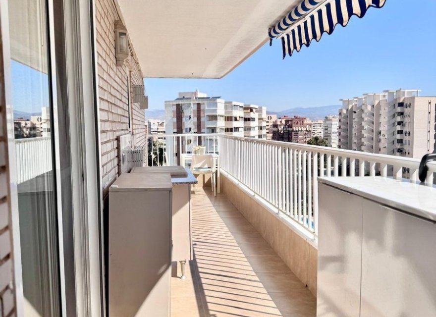 Resale - Apartment - Alicante - Alicante (San Juan)