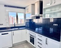 Resale - Apartment - Alicante - Alicante (San Juan)