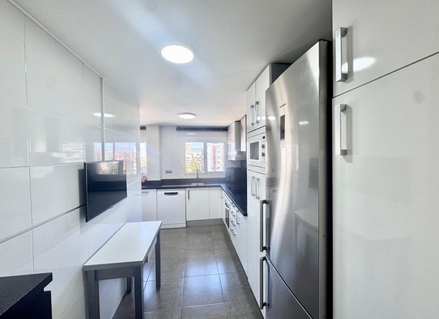 Resale - Apartment - Alicante - Alicante (San Juan)