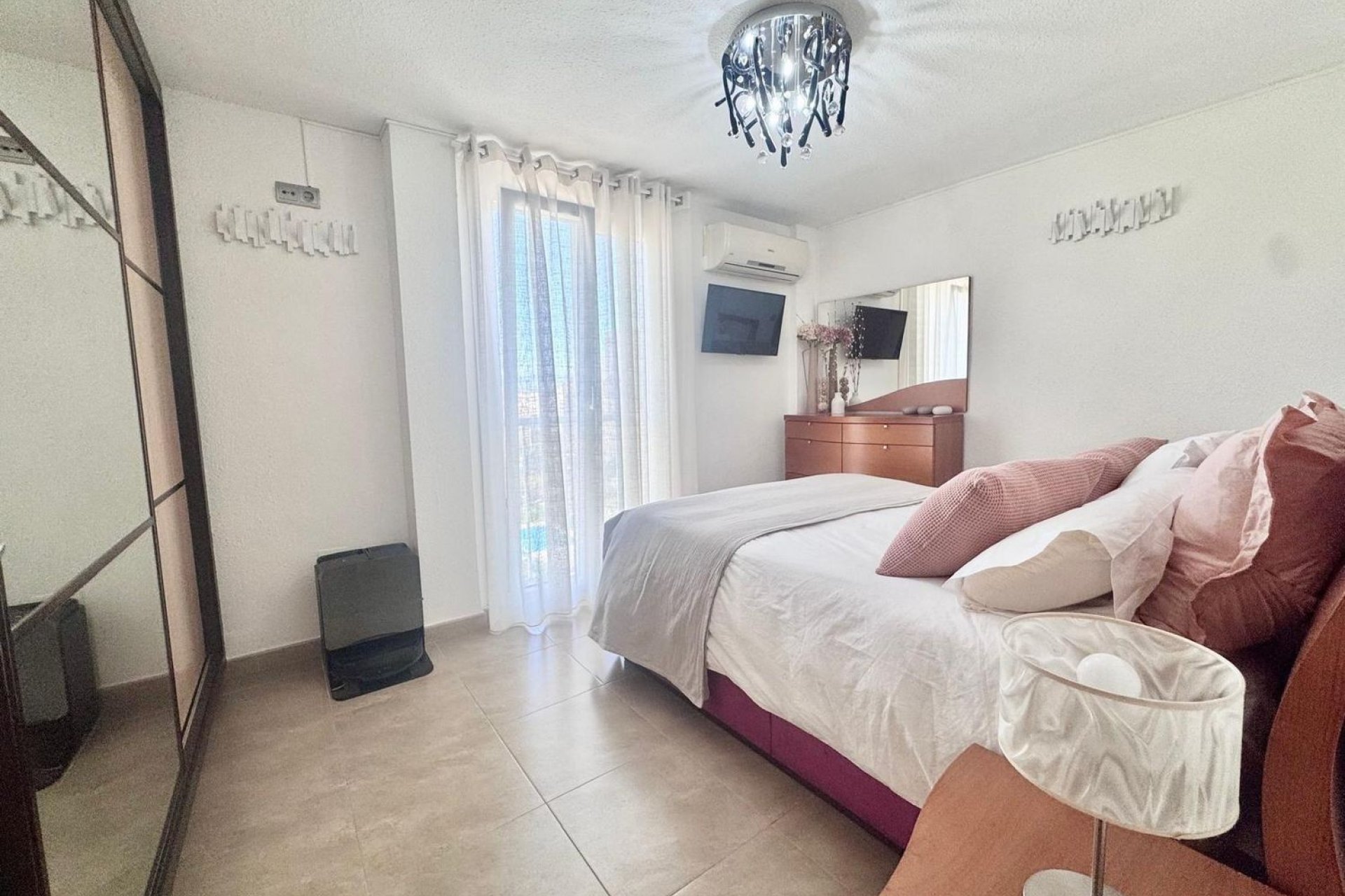 Resale - Apartment - Alicante - Alicante (San Juan)