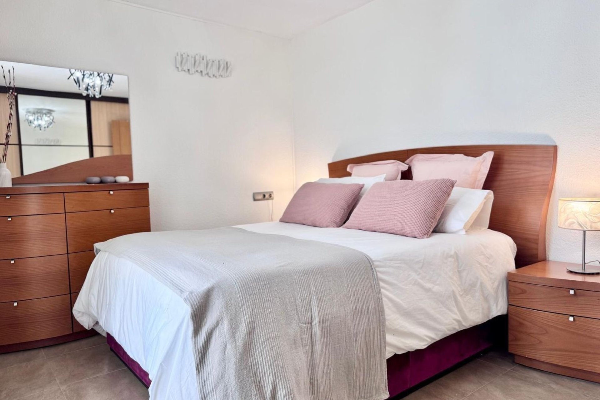 Resale - Apartment - Alicante - Alicante (San Juan)