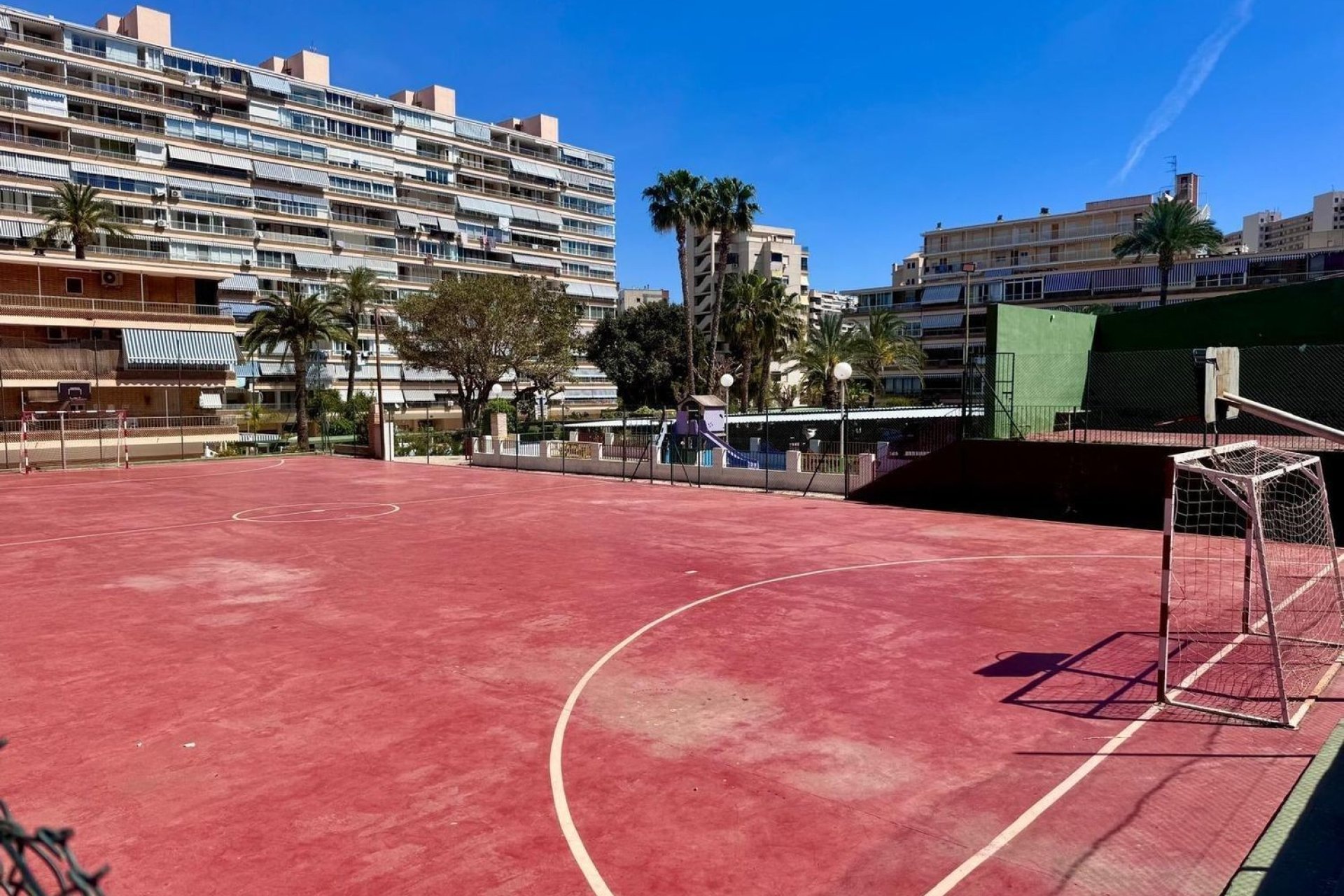 Resale - Apartment - Alicante - Alicante (San Juan)