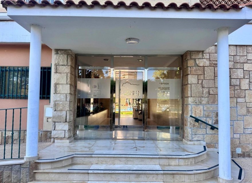 Resale - Apartment - Alicante - Alicante (San Juan)