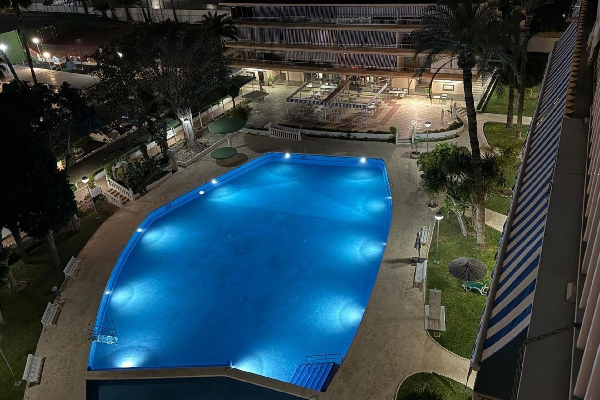 Resale - Apartment - Alicante - Alicante (San Juan)