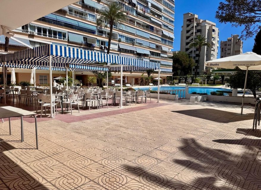 Resale - Apartment - Alicante - Alicante (San Juan)
