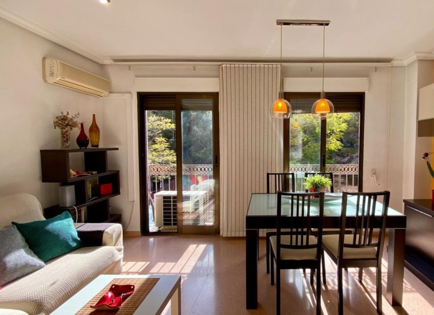 Resale - Apartment - Alicante - Campoamor