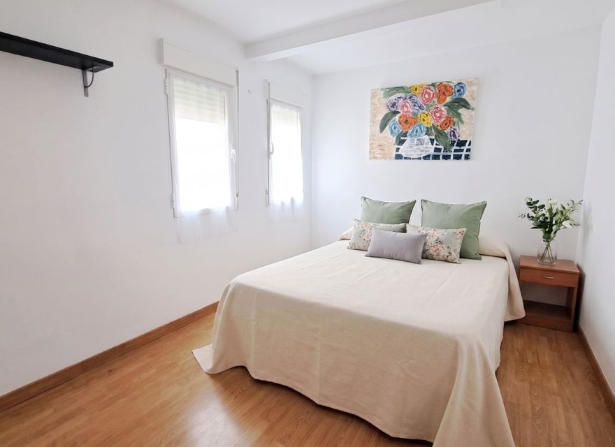 Resale - Apartment - Alicante - Carolinas Altas