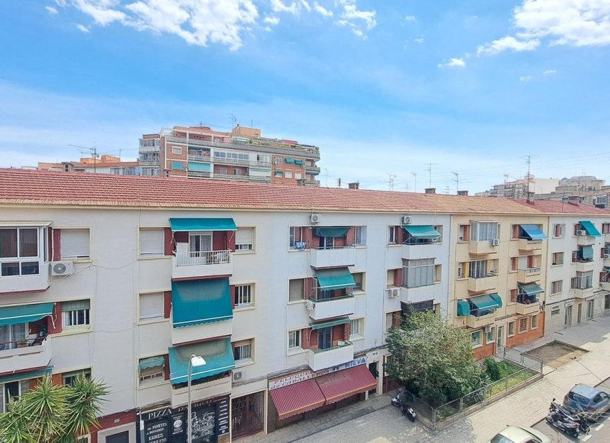 Resale - Apartment - Alicante - Carolinas Altas