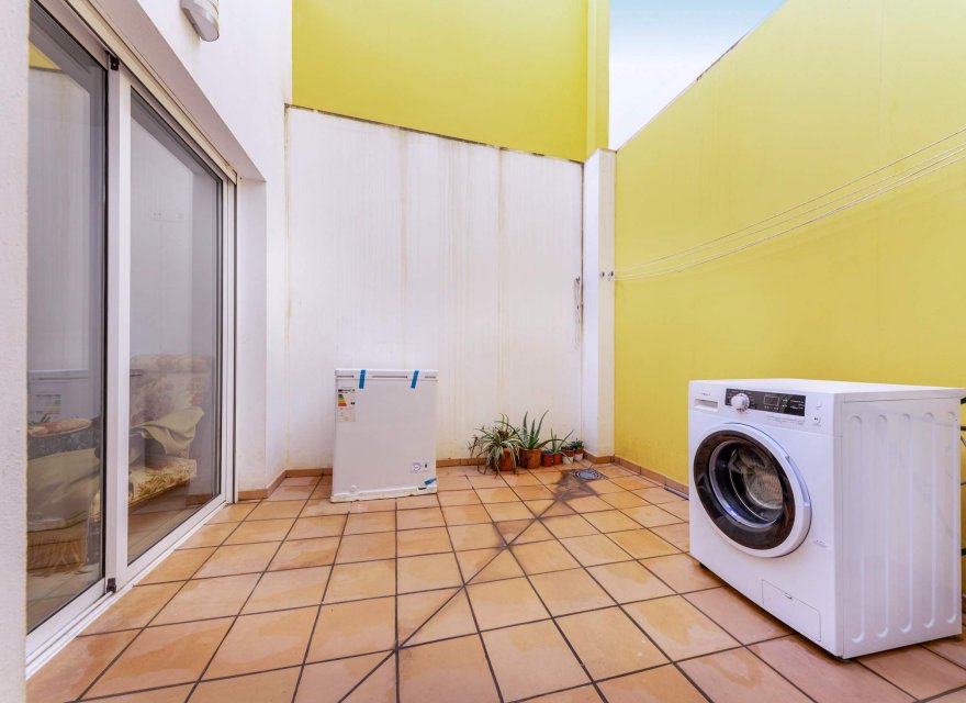 Resale - Apartment - Alicante - Carolinas Bajas