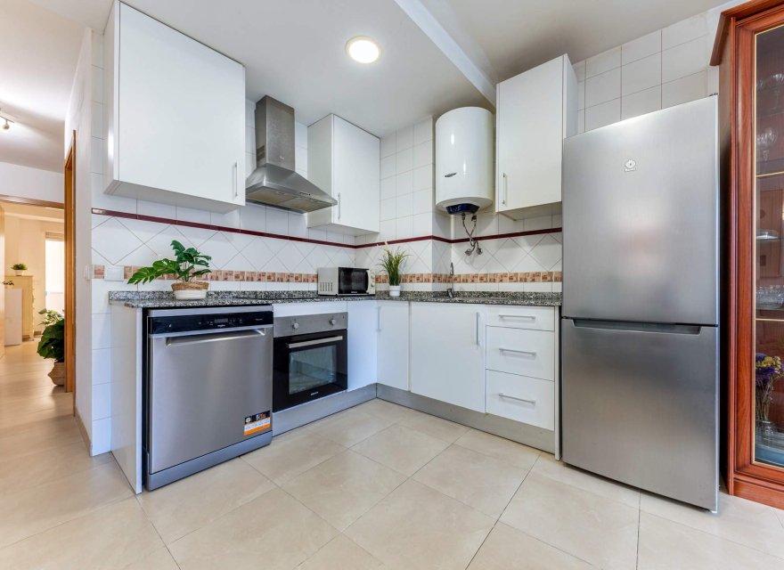 Resale - Apartment - Alicante - Carolinas Bajas