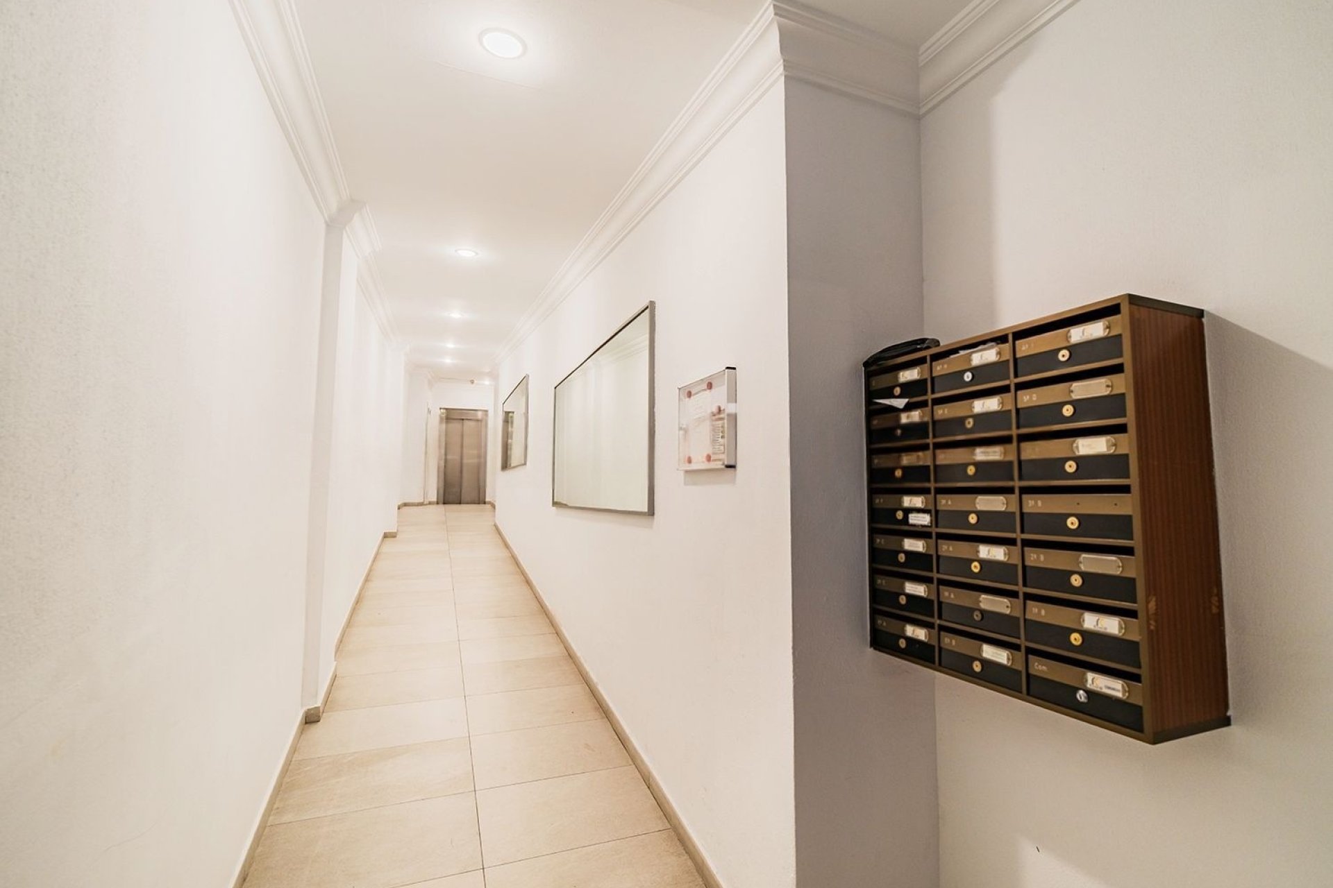 Resale - Apartment - Alicante - Casco Histórico-Santa Cruz