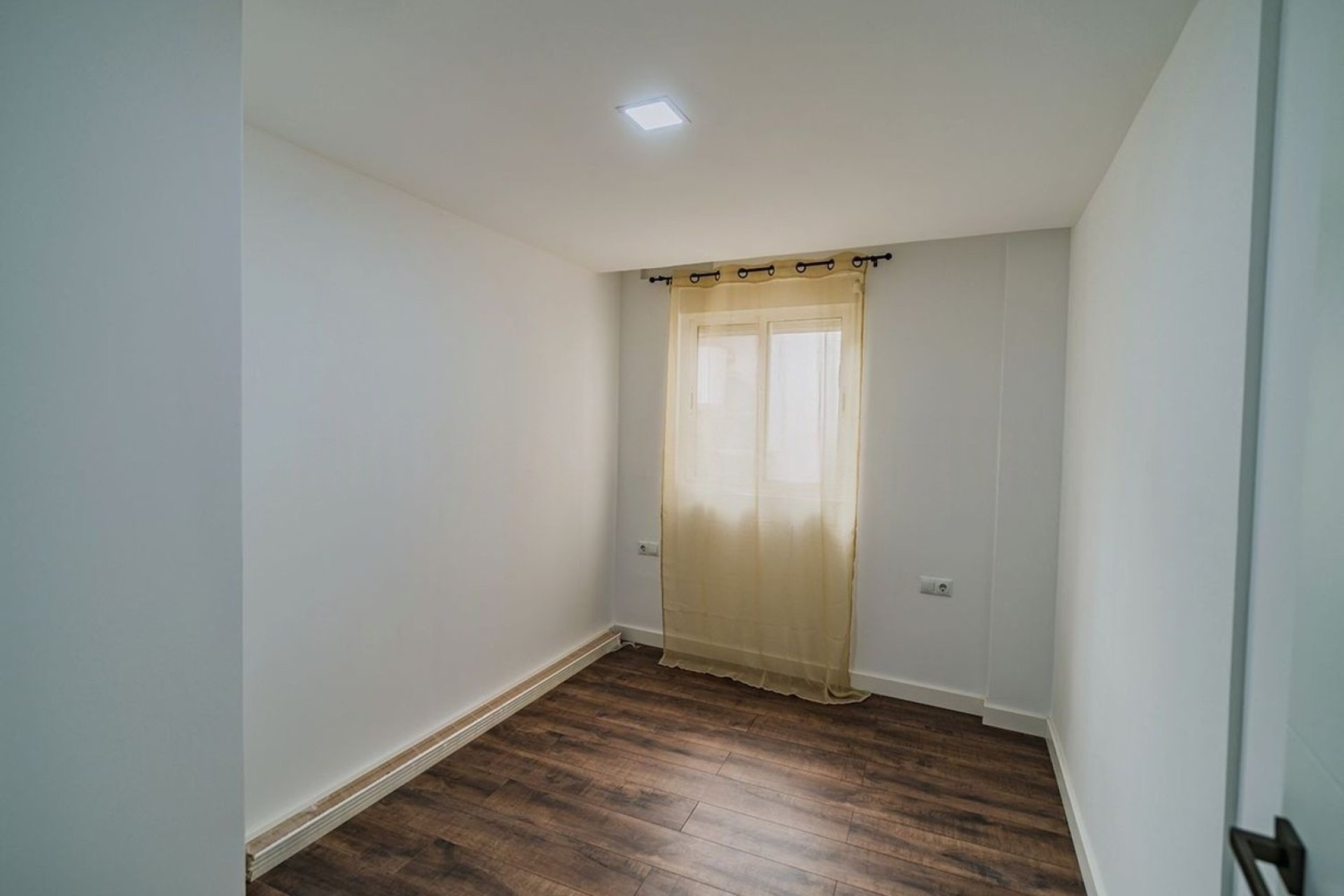Resale - Apartment - Alicante - Casco Histórico-Santa Cruz