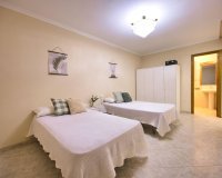 Resale - Apartment - Alicante - Centro