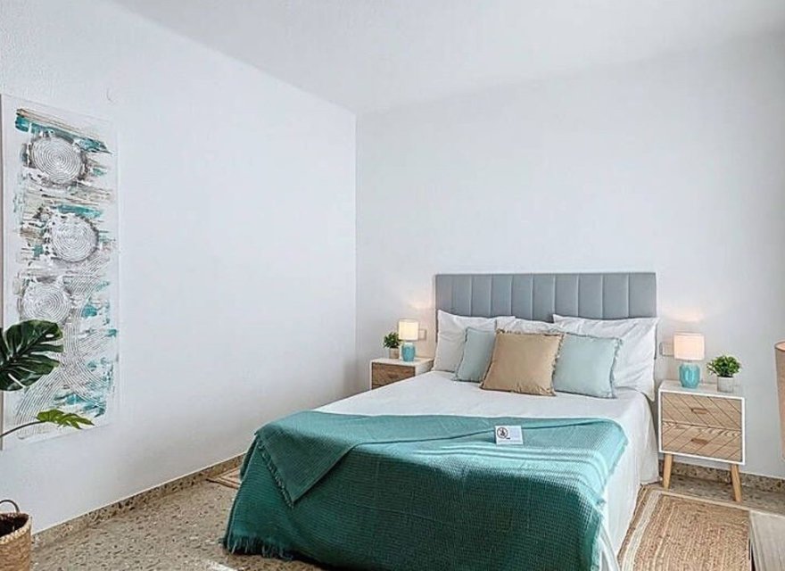 Resale - Apartment - Alicante - Mercado