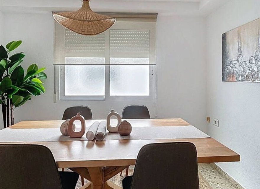 Resale - Apartment - Alicante - Mercado