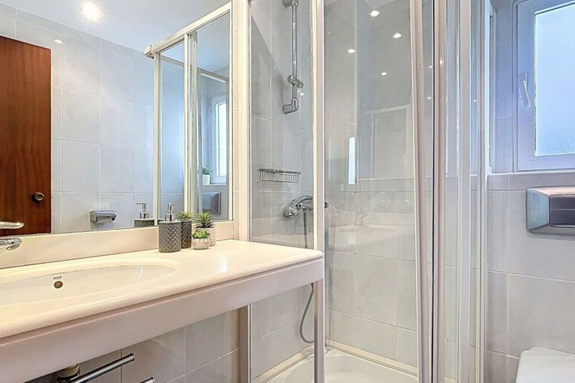 Resale - Apartment - Alicante - Mercado