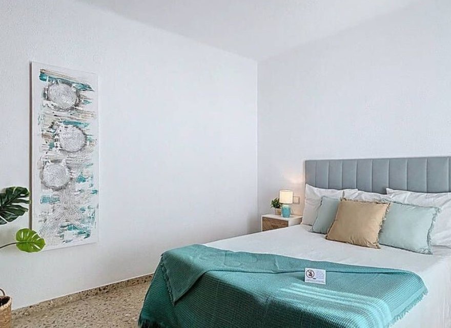 Resale - Apartment - Alicante - Mercado