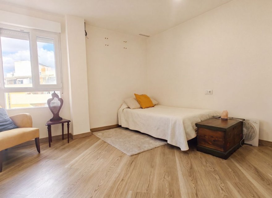 Resale - Apartment - Alicante - San Blas - Santo Domingo