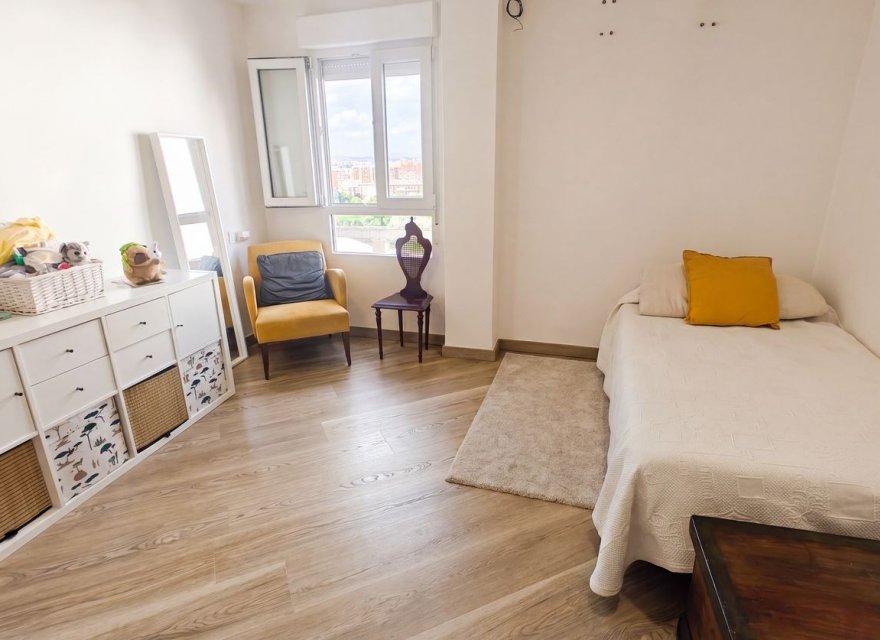 Resale - Apartment - Alicante - San Blas - Santo Domingo
