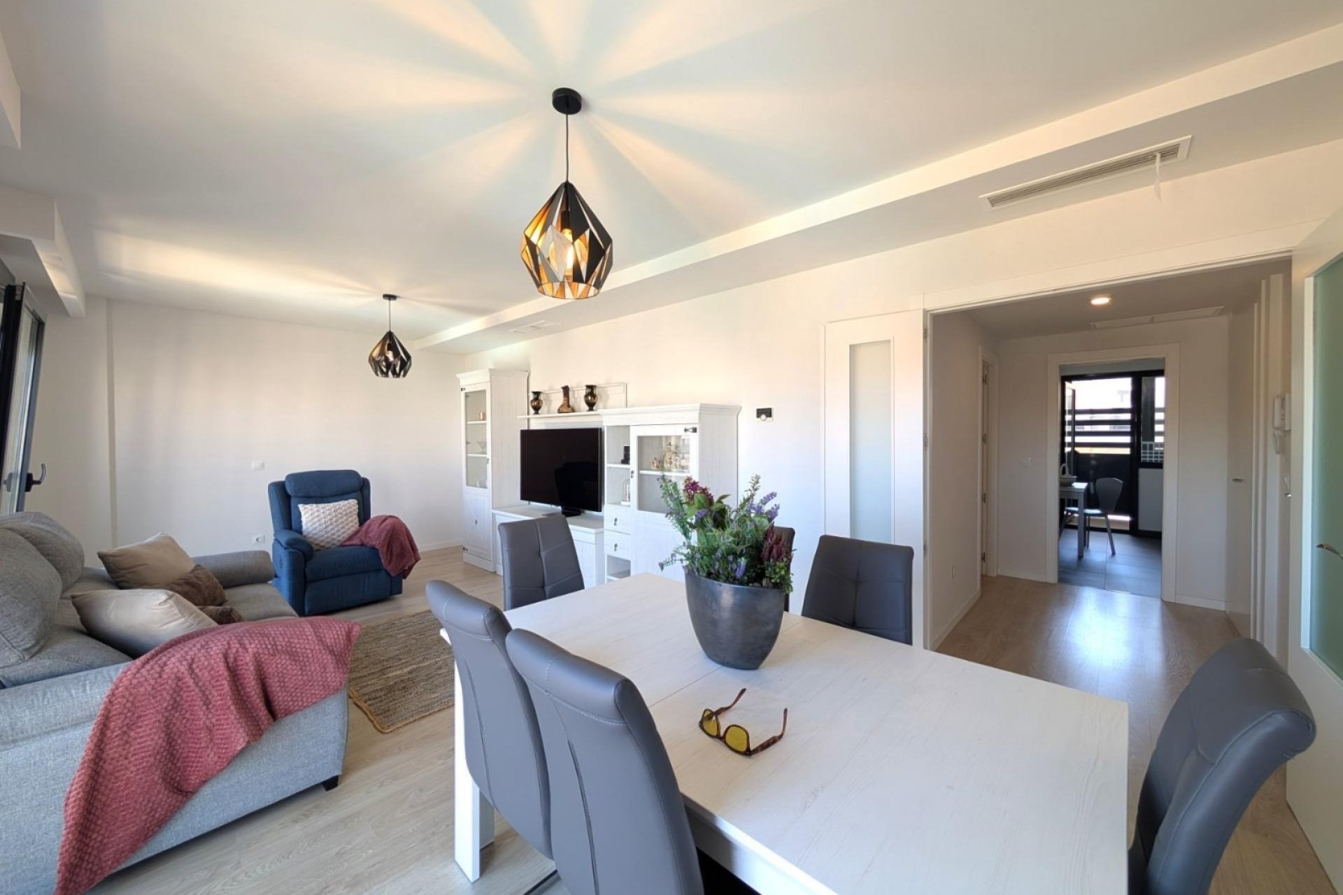 Resale - Apartment - Alicante (San Juan) - Cabo de las Huertas