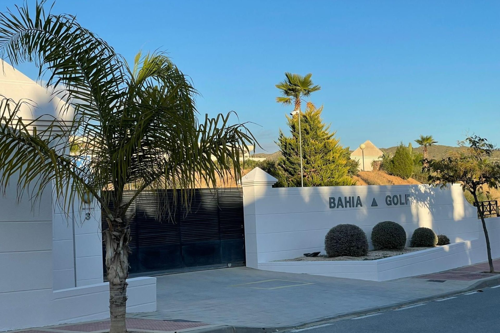 Resale - Apartment - Alicante (San Juan) - Club De Golf Bonalba